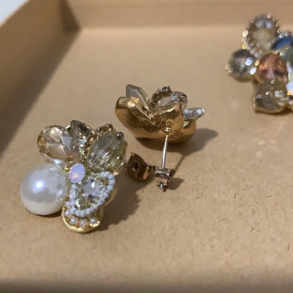 Homemade floral earrings - Picture 4 of 6